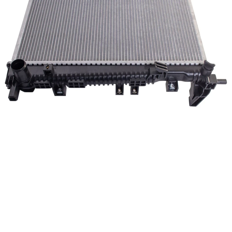 Radiador para Jeep Cherokee 2019-2022 Foto 3 de 4