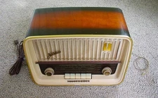VINTAGE TELEFUNKEN JUBILATE 5161W, TUBE RADIO, AM/FM/SW, W. GERMANY, AM/FM WORKS