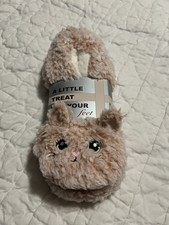 NWT Women's pink cat slippers Furry Slipper Socks Winter Warm Sz 9-10 grip