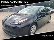 2022 Toyota Prius L Eco 4dr Hatchback