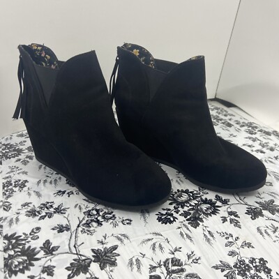 Womens MAURICES Solid Black Suede Wedge Zip Ankle Booties
