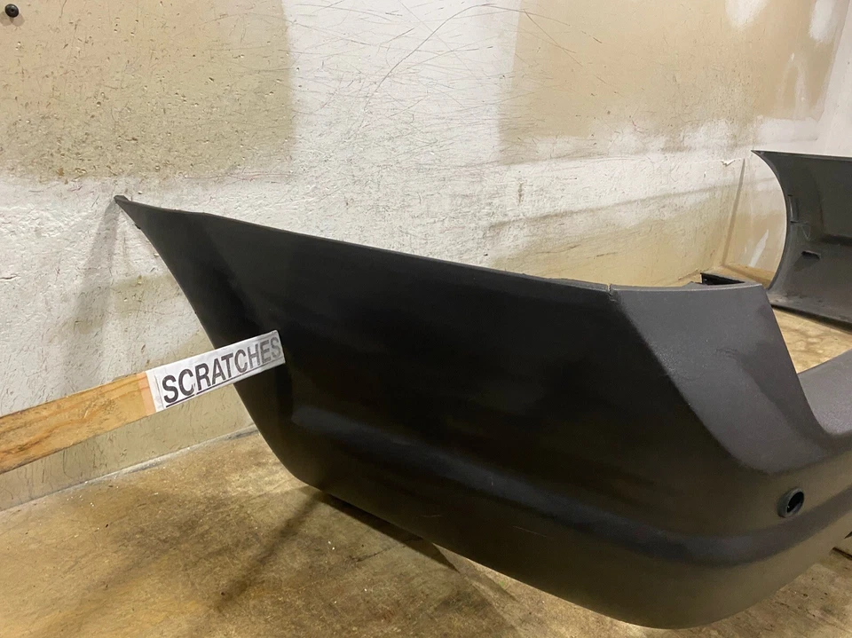 OEM Rear Bumper Volvo XC70 V70 2005 05 2006 06 2007 07 30655505 - Image 2 of 4