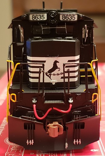 Scaletrains HO C39-8 Norfolk Southern #8635 "as built" DCC/Sound SXT30771 - Picture 3 of 10