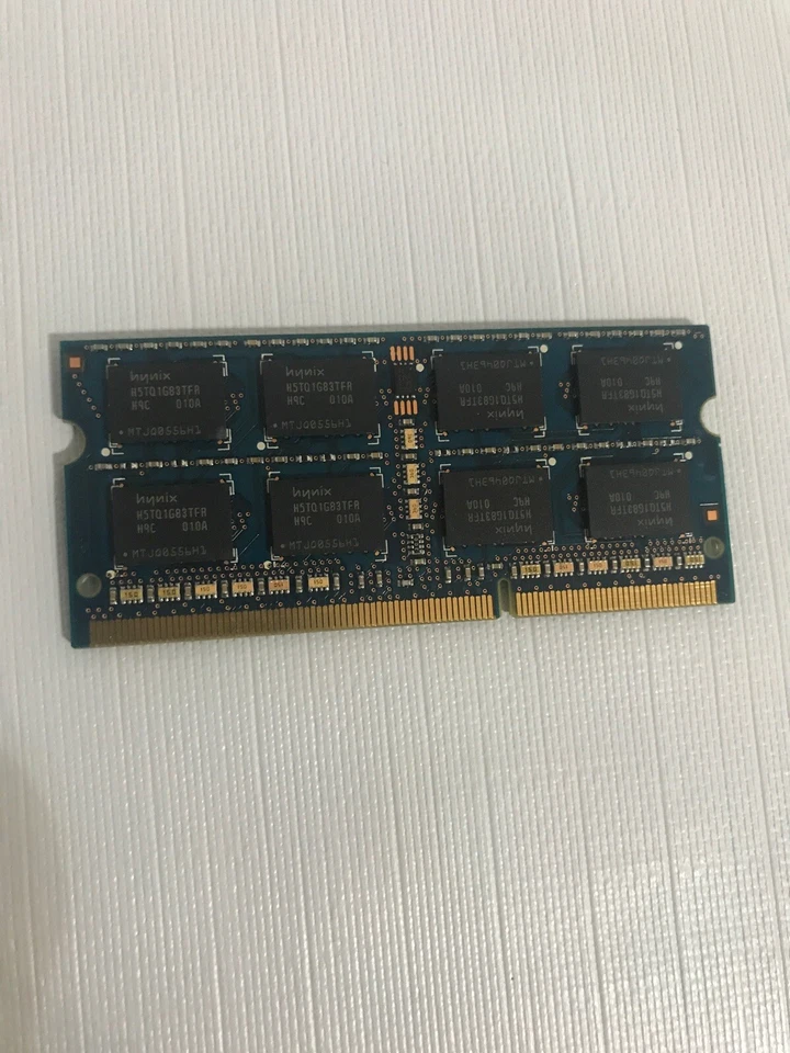 For Hynix 2GB DDR3 1066MHz PC3-8500S 2RX8 204Pin Laptop Memory RAM - Image 2 of 4
