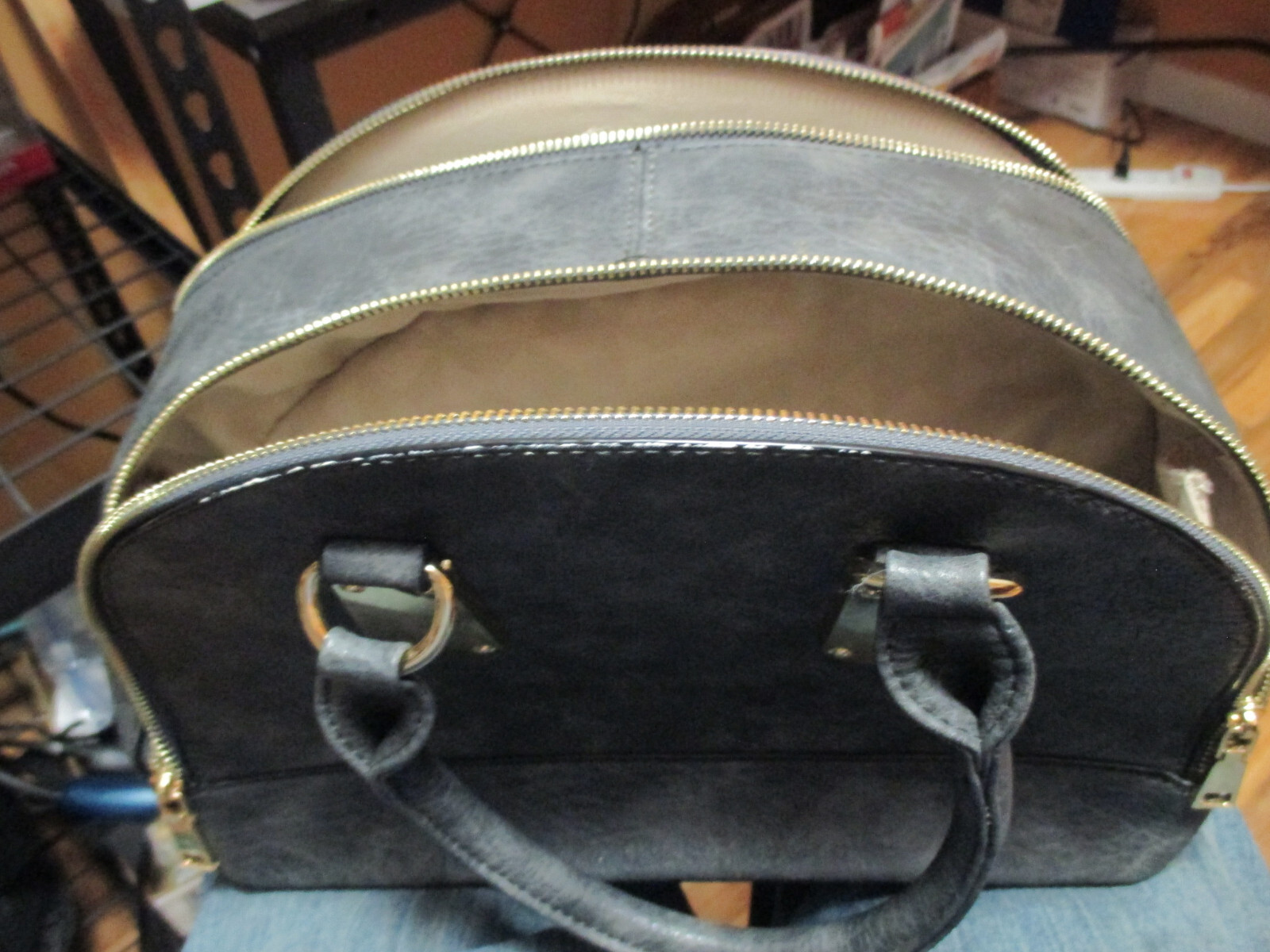 Picture 1 of 8