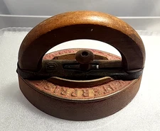 Antique Enterprise Mfg Co Philadelphia No 50 Sad Iron w/ Detachable Wood Handle