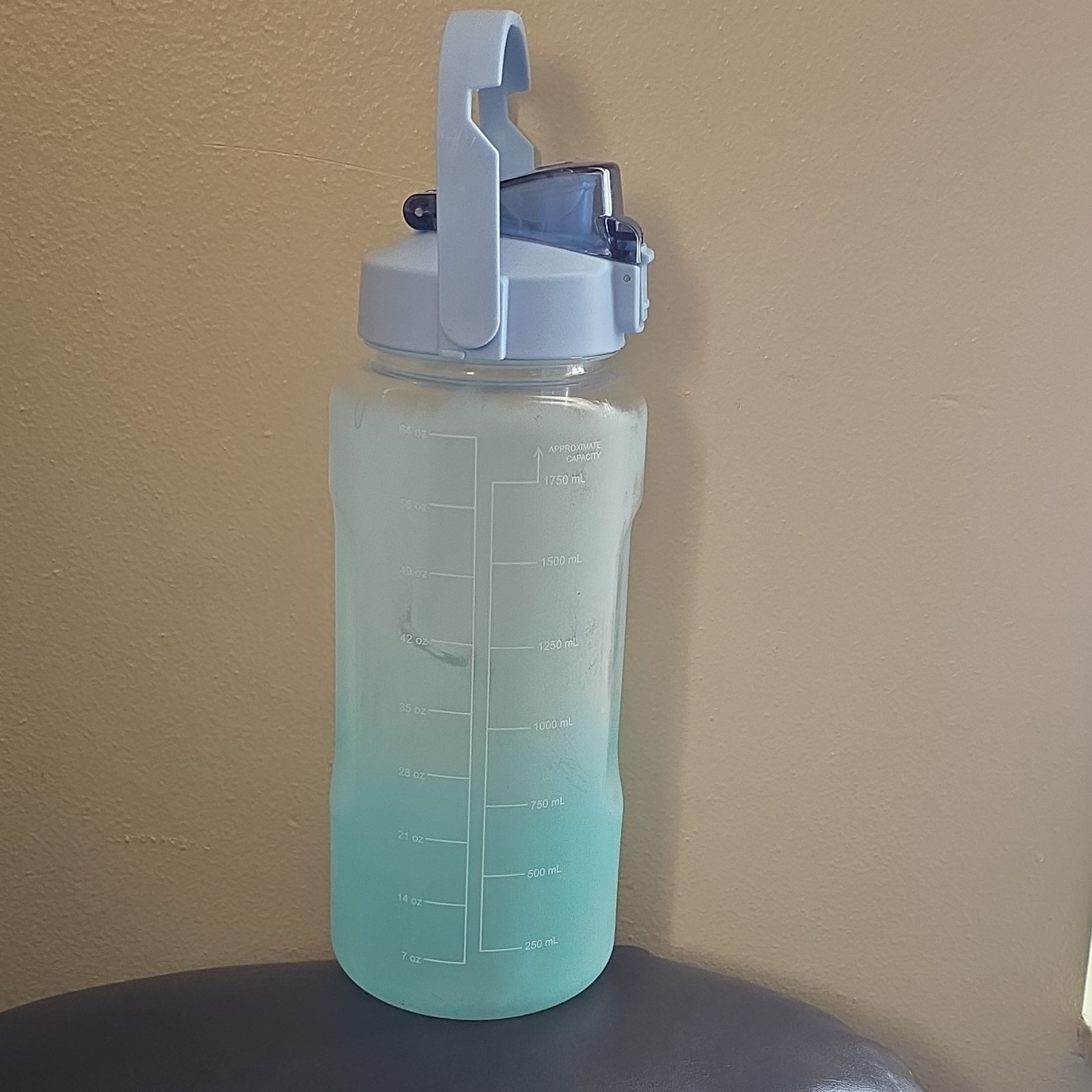 1750 Ml With Straw & Motivational Markings