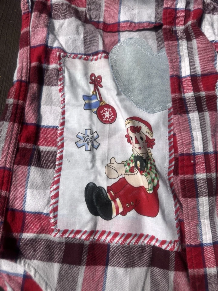 Edredón de bolsillo de franela reciclada sin mangas para mujer M rojo Cottagecore Raggedy Ann Foto 4 de 4