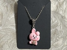 "Collar colgante K POP anime dibujos animados emojis personaje resina plateada 18"""