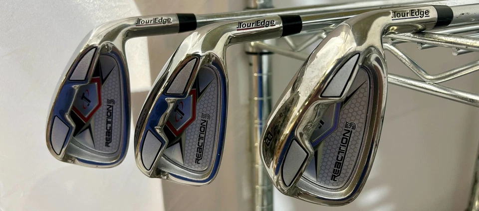 Venta al por mayor lote de 40 palos de golf - todos para diestros - hierros y cuñas Tour Edge Foto 4 de 4