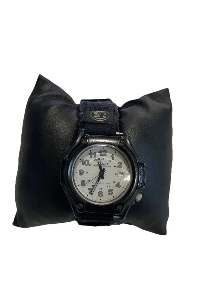 Timex Expedition Watch  with Black and White Canvas Strap   - Image 3 of 4