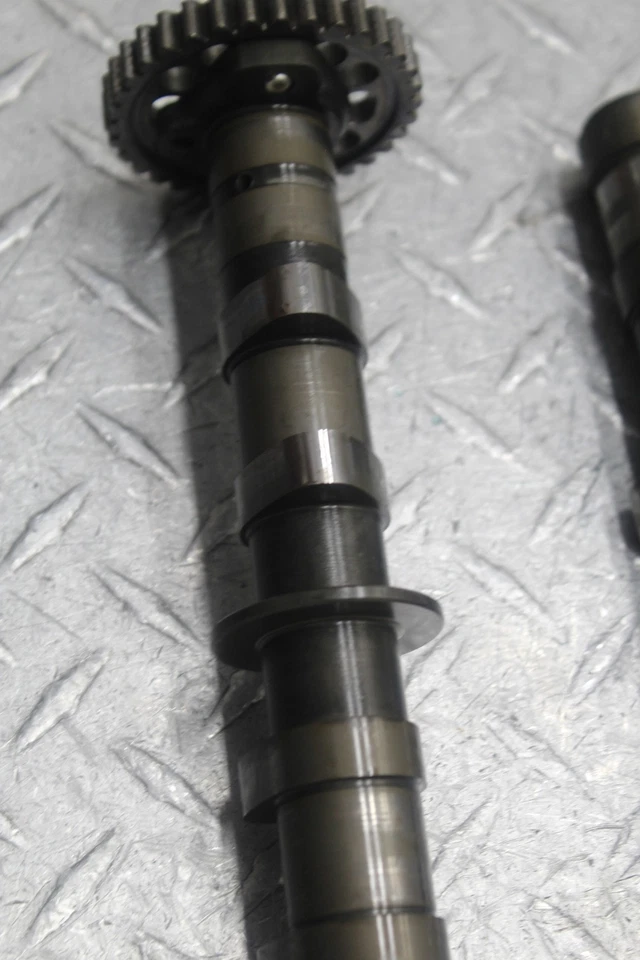 Yamaha YZF R1 2009 árbol de levas levas ejes de levas  Foto 3 de 4