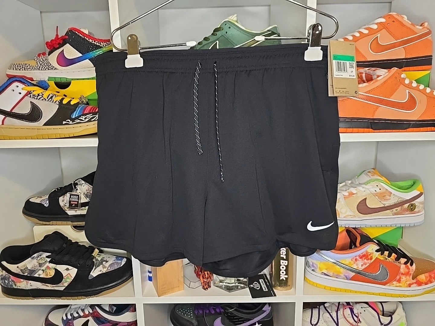 Nike Stride Running Division Mens Dri-FIT 4" Lined Running Shorts FB6870-010 XL