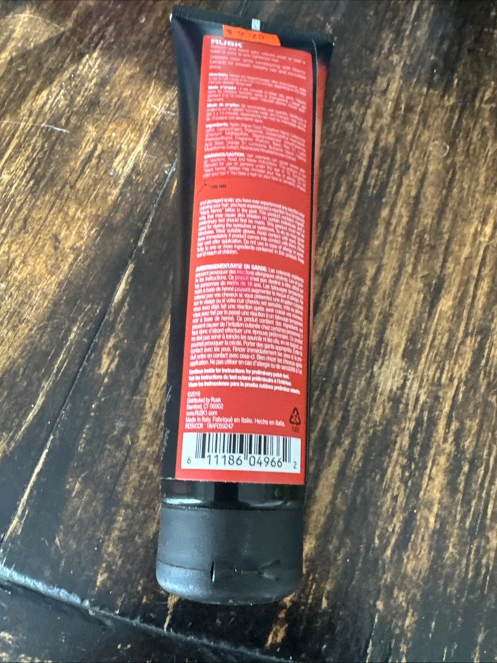 Deepshine Boost Vibrant Color Depositing Conditioner -RED 150ml/ 5.2 oz - Image 4 of 4