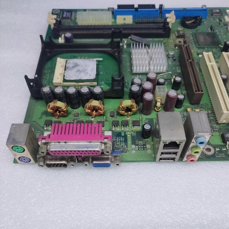 W26361-W1772-X-04 マザーボード Fujitsu W26361-W51-Z1-04 W51-Z2-04-36 M-B60 industrial