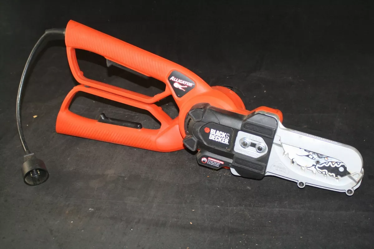 BLACK DECKER LP1000 Alligator Lopper Chainsaw