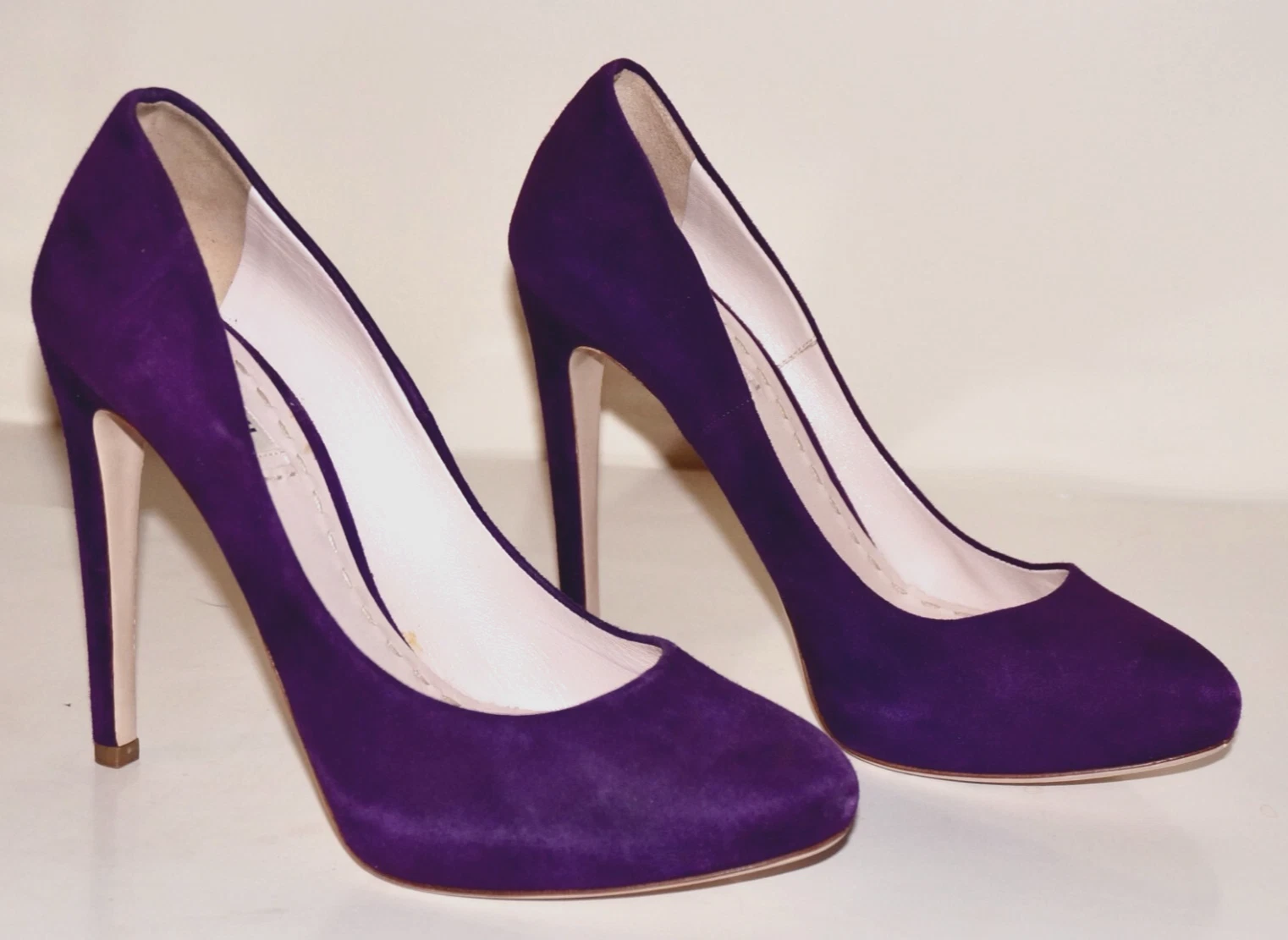 Décolleté classiche a stiletto MIU MIU Orchidea viola pelle scamosciata EUR 38 5 ITALIA