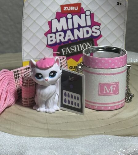 NEW! Zuru Mini Fashion Series 3-Pink Cannister Bag /White Cat With Accesories - Afbeelding 1 van 6