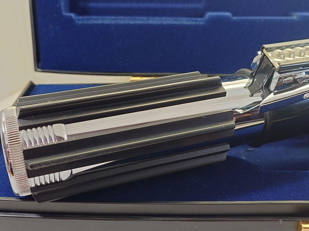 Master Replicas Star Wars Darth Vader Lightsaber EP4 SW-106D w