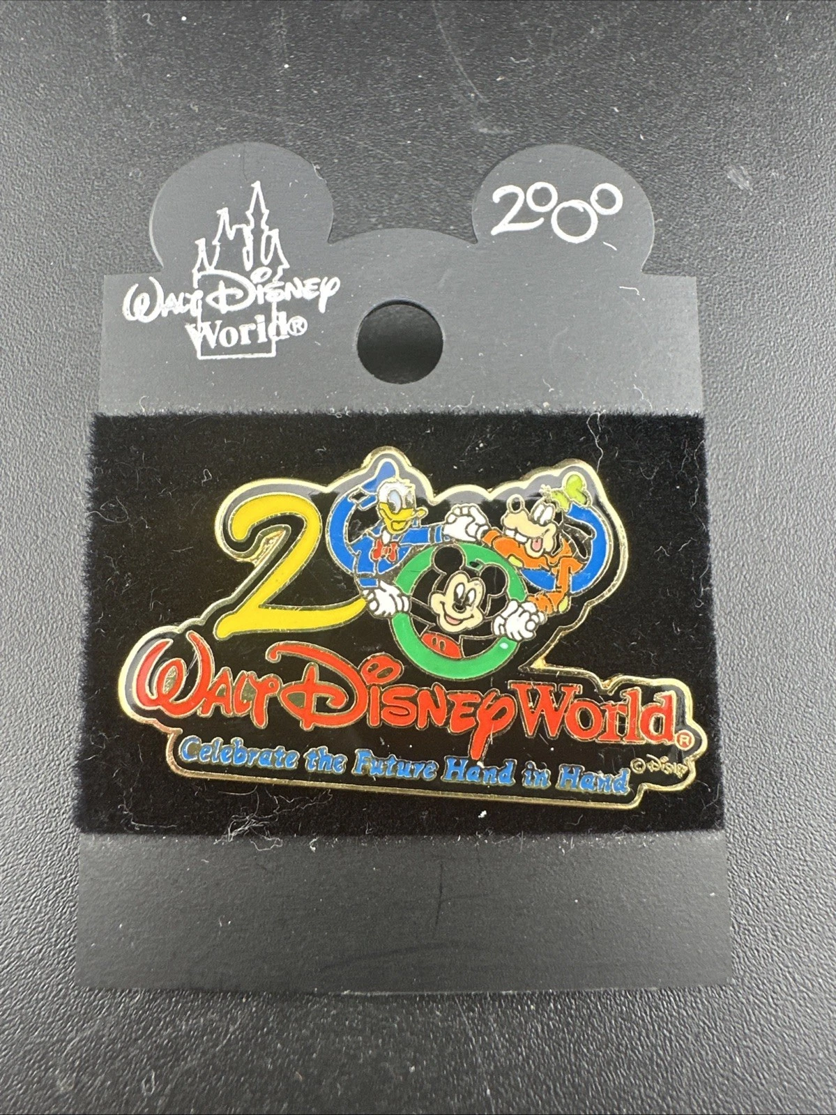 Walt Disney World 2000 Celebrate The Future Hand In Hand Pin Lapel