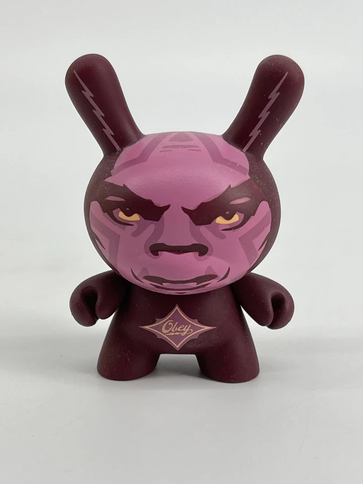 "Figura de 3"" pulgadas Kidrobot Dunny Los Angeles: Shepard Fairey Designer" Foto 3 de 4