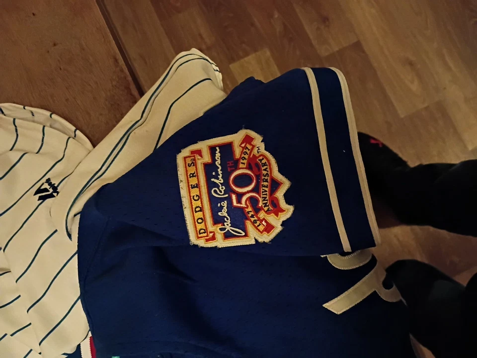 Youth Small Dodgers Mike Piazza Cooperstown Authentic Collection Jersey - Image 3 of 4