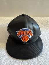 New York Knicks NE NBA Fitted Faux Leather Hat – Black Size 7