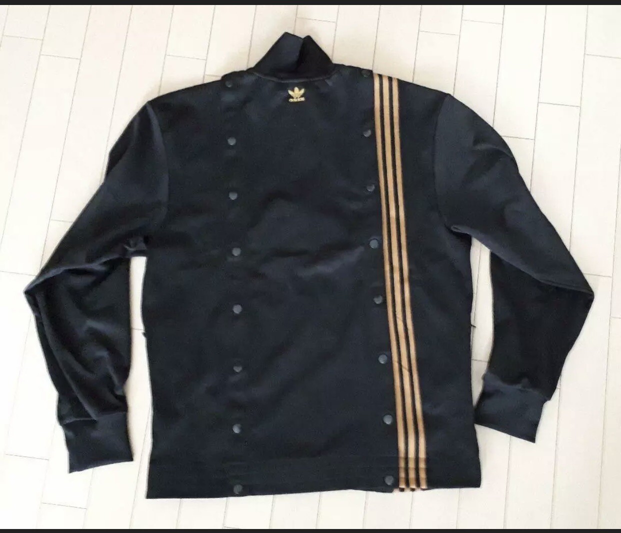 Seller photo, eBay