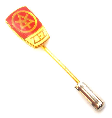 Q31) ZEZ Monogramm Logo Tschechisch Vintage Werbung Krawatte Anstecknadel Abzeichen