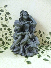 K's Collection Fairy Garden Figurine Green Resin Hidden Compartment Underneath