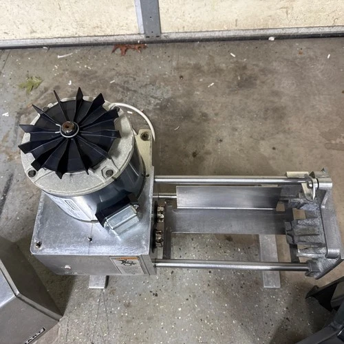 HOBART 403 MEAT TENDERIZER CUBER STEAK MACHINE (NO BLADES) image 7
