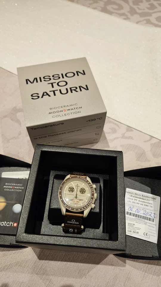 Mission to Saturn  MoonSwatch OMEGA x Swatch with receipt, photo 1 of 5