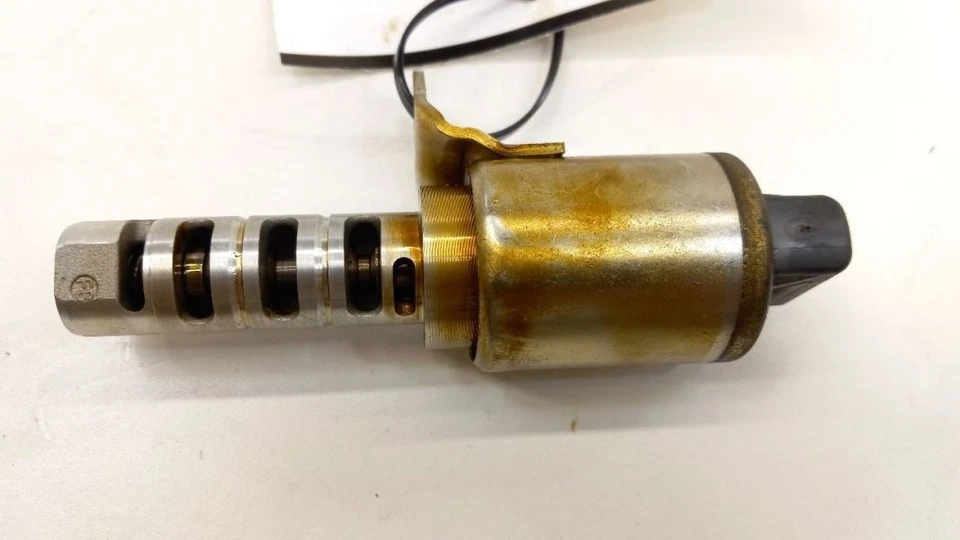 Соленоидная головка блока цилиндров клапана управления маслом редуктора переменного тока Mazda 3 2010 2011 - Изображение 2 из 2