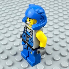 LEGO Power Miner Minifigure Beard Stubble Guy pm006 8907 8956 8709
