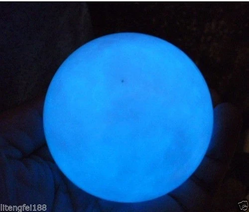 80-82mm blue Glow White Jade Stone Glow In The Dark Stone Ball 780g - Picture 1 of 4