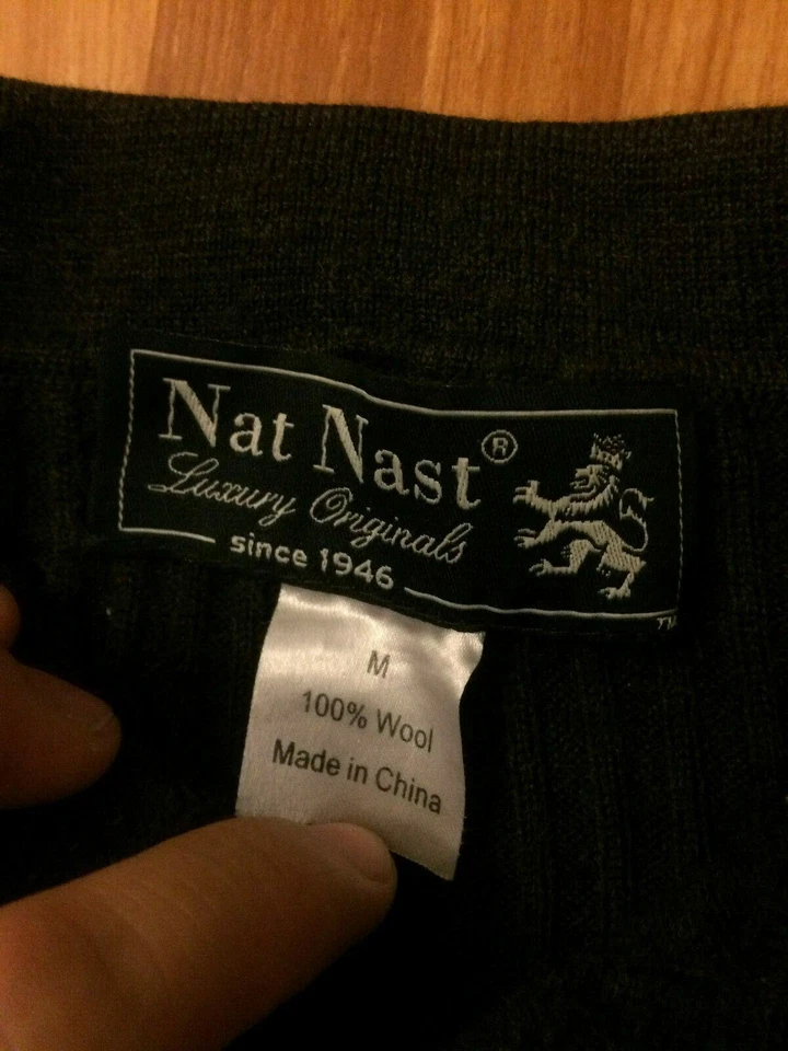 Men's Nat Nast Luxury Originals Size Med 100% Wool Shirt V-Neck Collar - Image 2 of 3