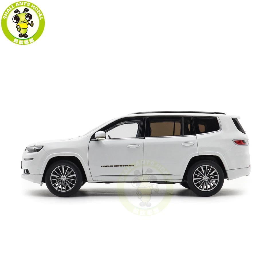 1/18 Jeep Grand Commander White Diecast Model Toy Car Gifts For Friends - Image 2 of 4