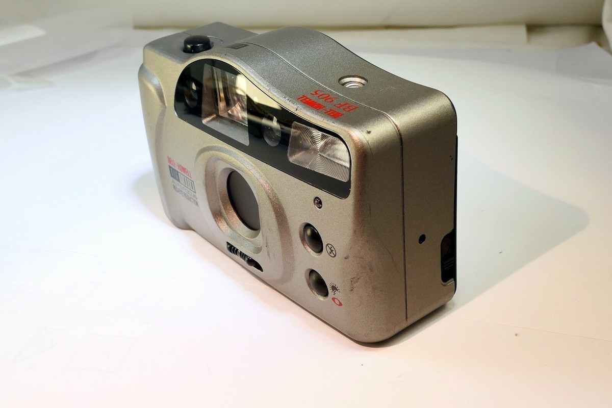 Bell & Howell Big Finder auto focus point and shoot Camera