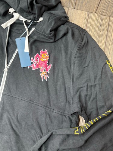 NWT Camp David Black Zip Hoodie With Graphic Design Size L - 第 3/5 張圖片