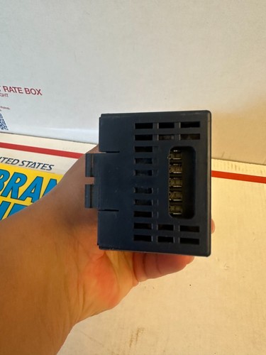 Emerson Class 1 DIV. 2 - 24VDC 240VAC 50/60Hz 27VA Power Supply - Brand New - Picture 6 of 9