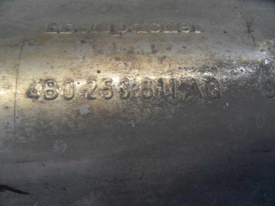 Silenciador de escape Audi A6 4B C5 2.5 TDI 4B0253811AQ Foto 2 de 2