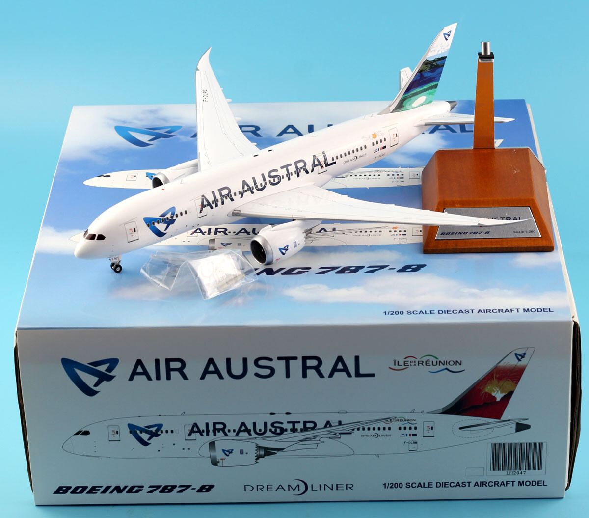 1/200　AIR AUSTRAL Boeing 787-8 Limox Wings Air Austral - Volcano - Boeing 787-8 - 1/200