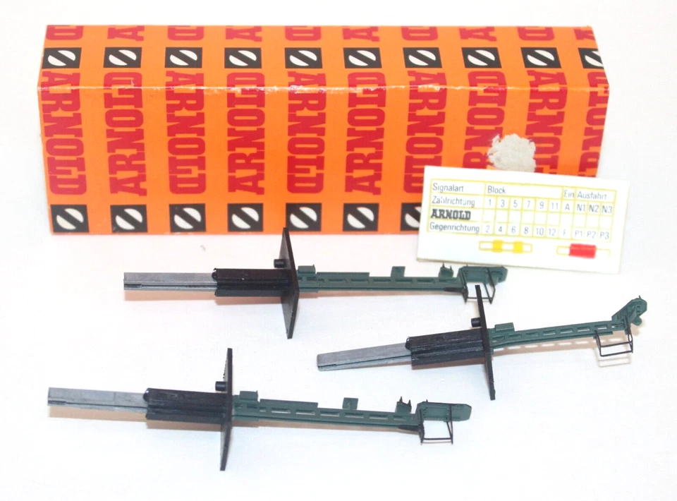 ARNOLD 7601 N Gauge Non-Operating Signals box o 3 Metal Plastic NIB West Germany - Image 2 of 4