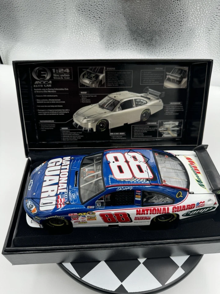 Dale Earnhardt Jr. ELITE #88 National Guard  2008 1/24 Nascar Diecast - Image 2 of 4