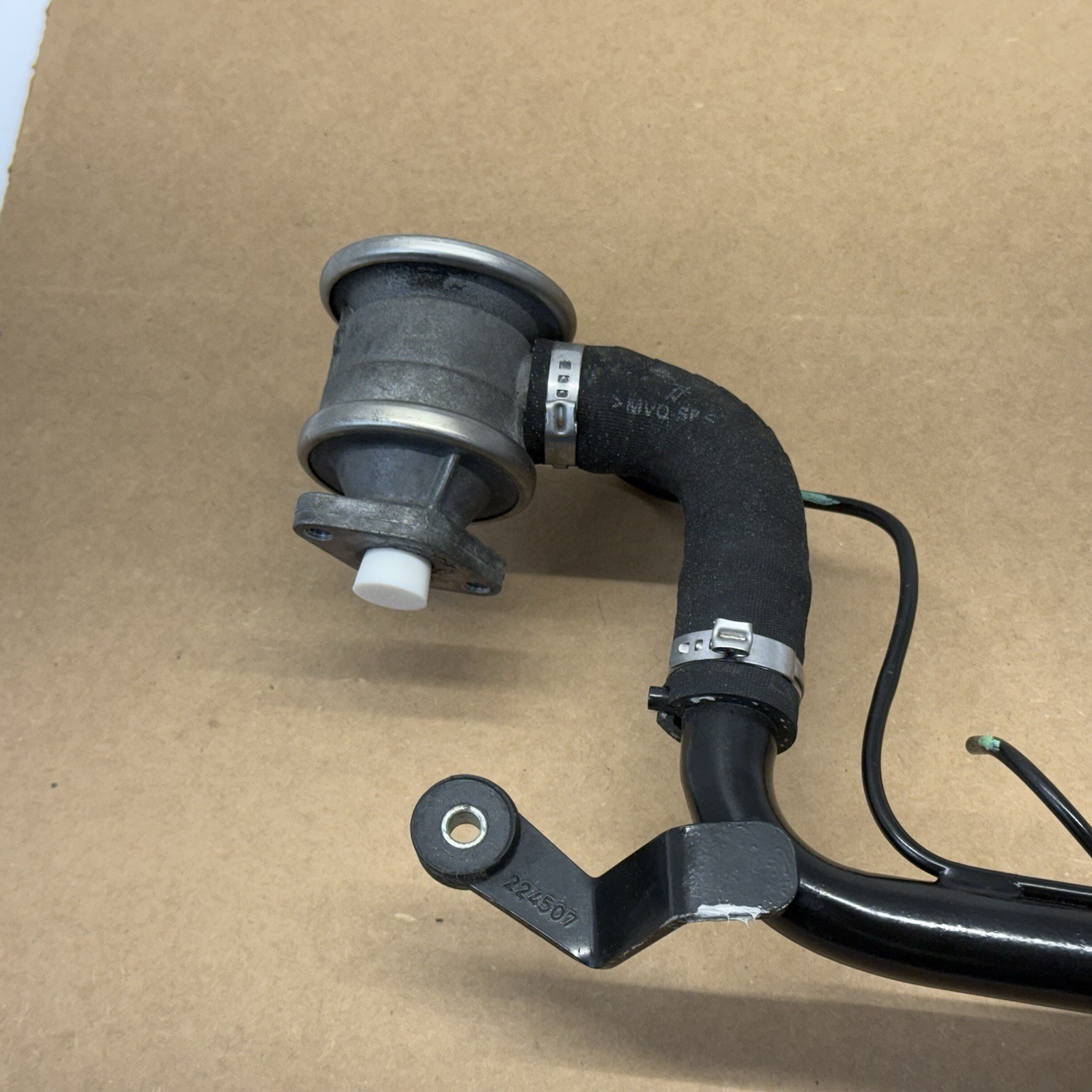 Maserati Quattroporte M139 EGR Valve Air Intake Pump w/ Tube Line Bracket OEM