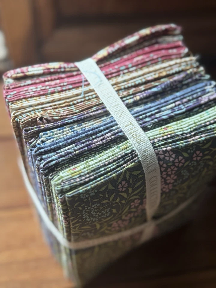 Colección Tilda Santuario 2024 20 piezas Fat Quarter paquete amplia gama de colores Foto 3 de 4
