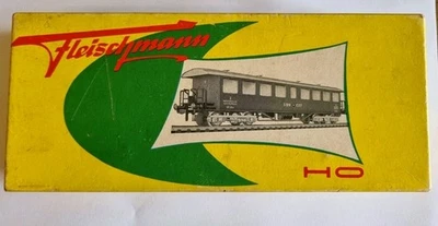 Fleischmann 1417B 'H0' Bogie Coach Boxed - Image 1 of 4