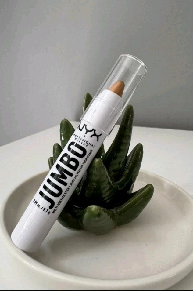 Makeup 3 Konvolut NYX Color Korrektur Grün + Highlighter Loreal Concealer Light - Bild 4 von 4