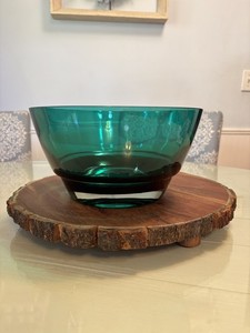 VTG Emerald Green Glass Bowl By Tamara Aladin Riihimaki Suomi Finland 9.5” EUC