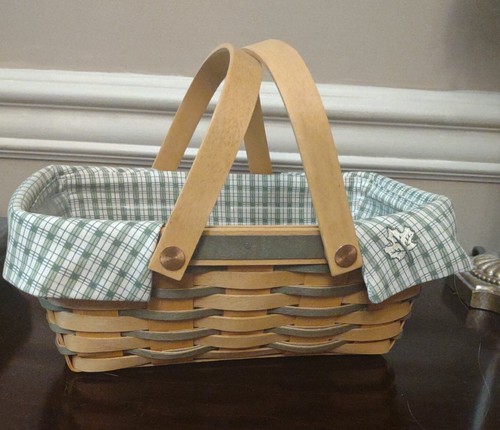Longaberger 2001 Memories Basket, Liner, Protector. Hartsville Tour Signed. SCW - Picture 3 of 11
